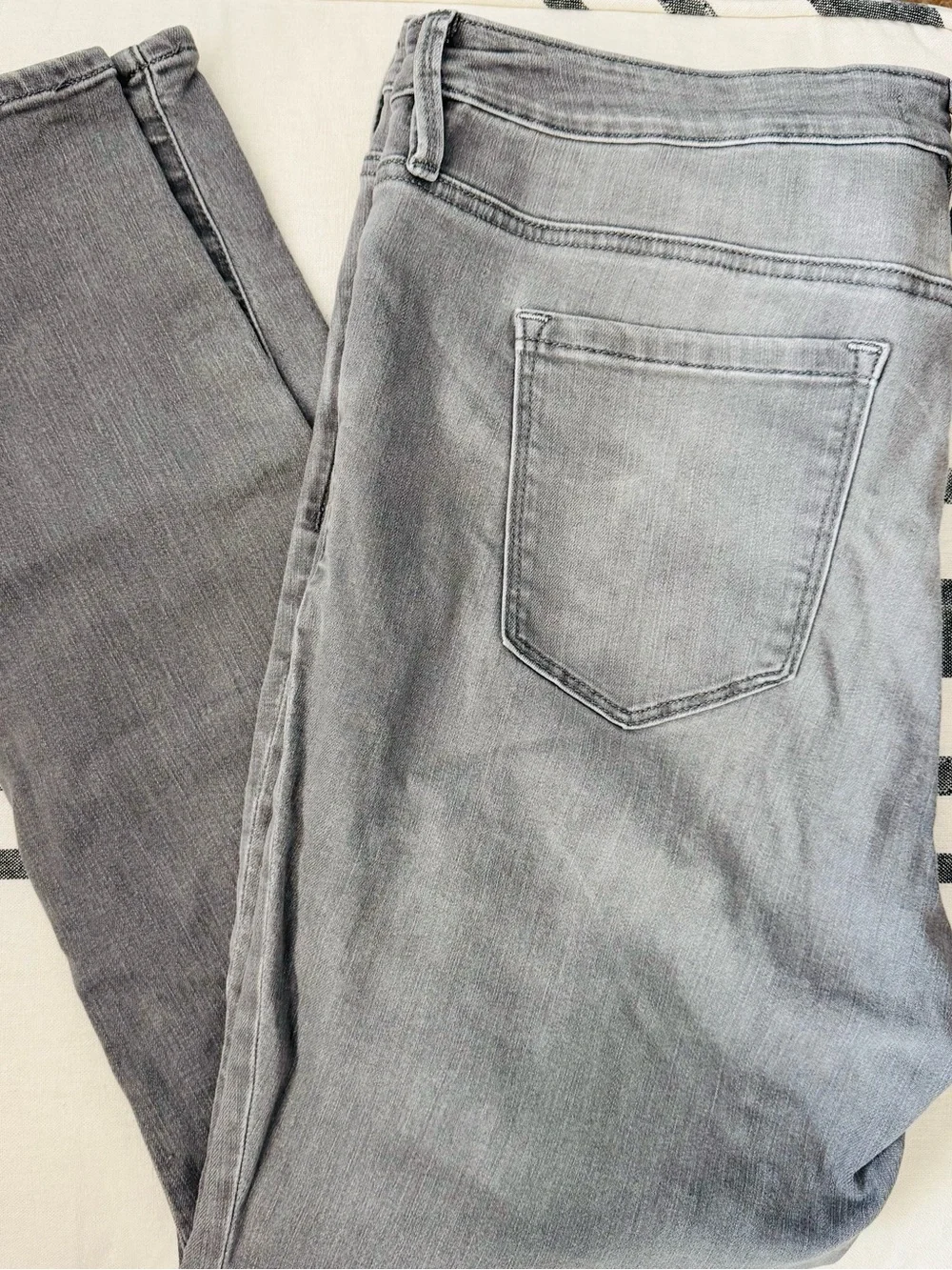 Athleta Light Gray Denim Jeans